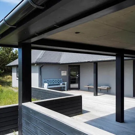 Hs012-henne-fyrrestien-6 *